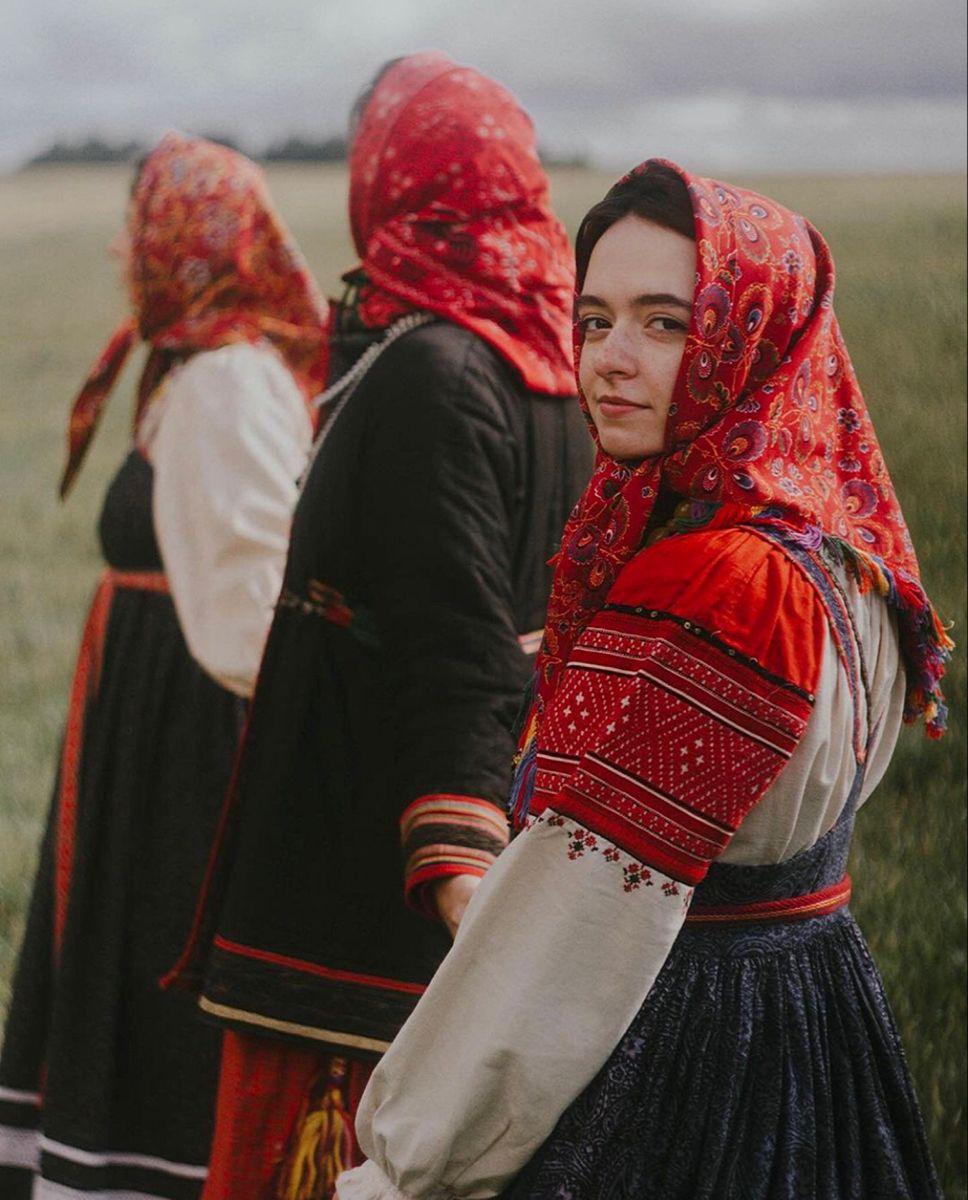 Women in Slavic costumes in Yamoussoukro