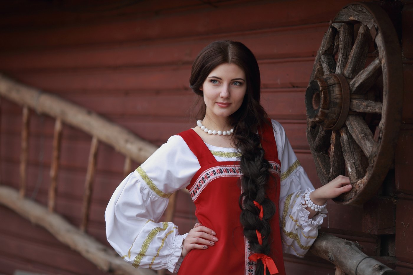 Girls in Slavic costumes in Yamoussoukro
