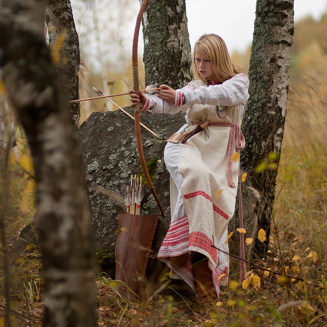 Sexy photo Girls in Slavic costumes in Yamoussoukro
